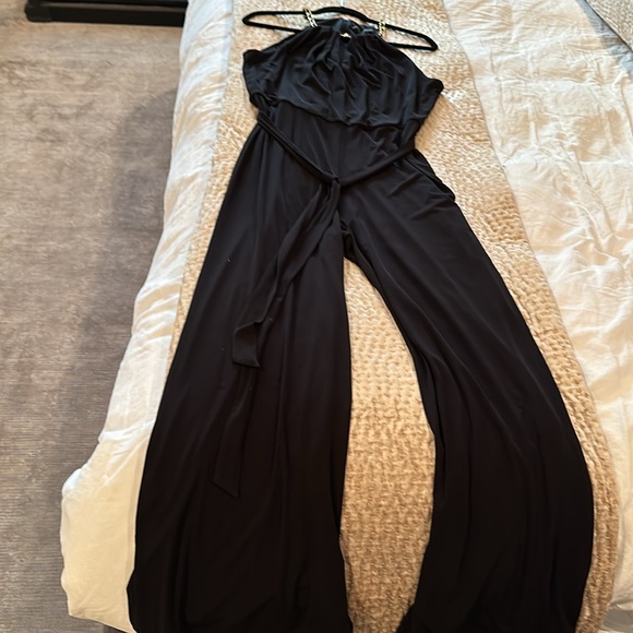 Black wide-legged jumpsuits with gold chained halter top - Picture 3 of 4